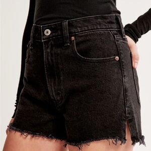 Abercrombie & Fitch High Rise Mom Short